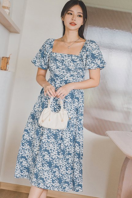 Kyrie Bubble Sleeve Ruched Midi Dress V2 (Blue Baby's breath)
