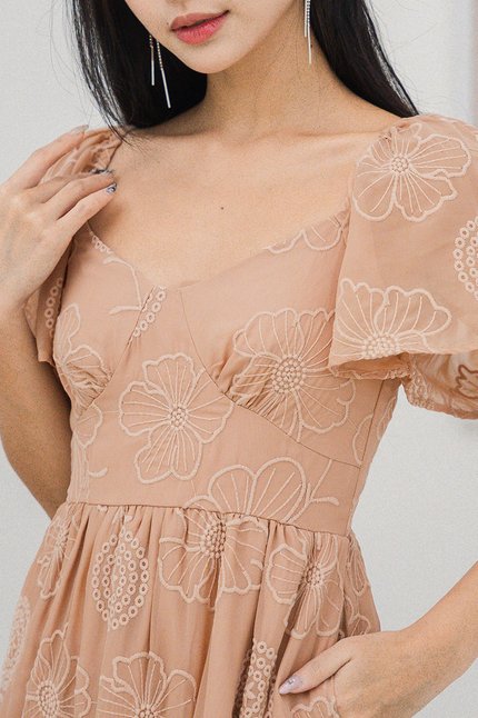 Darlene Flutter Sleeve Embroidery Midi Dress (Nude Blush) 
