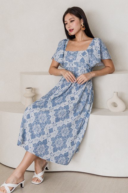 Heather Flutter Sleeve Folds Midi Dress (Blue Moroccan Tunes)