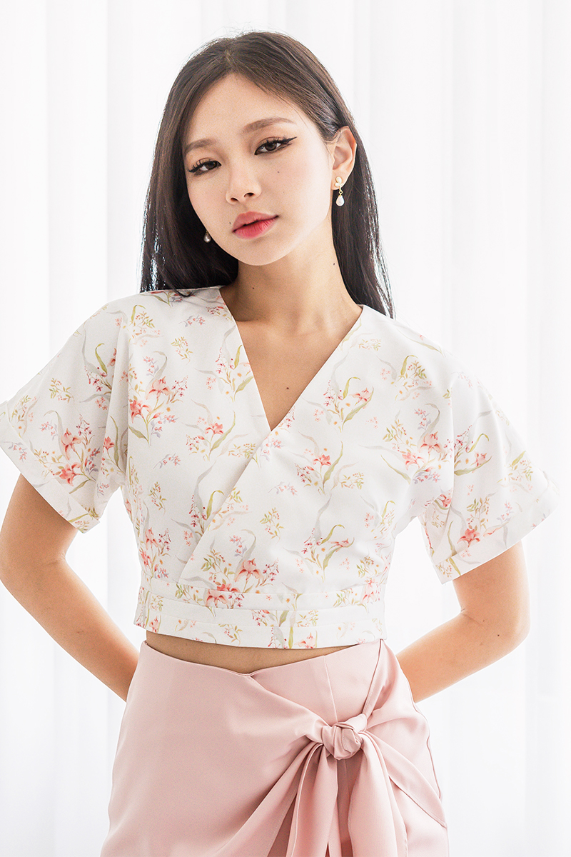 BACKORDER Arrive after CNY Hana Kimono Wrap Top Spring Garden