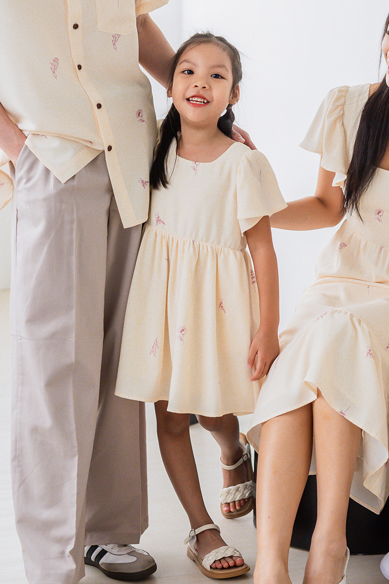 Kids Dani Scoop Neck Dress (Budding Joy) | Dear Lyla