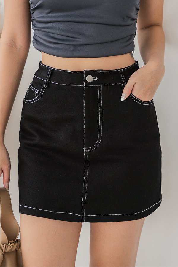 Freya Contrast Trim Denim Skorts (Black)