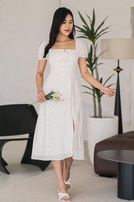 Johanna Padded Pleat Front Slit Midi Dress (Off-White Dainty Blooms)