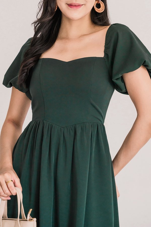 Kaylee Padded Curved Waist Midi Dress (Emerald)