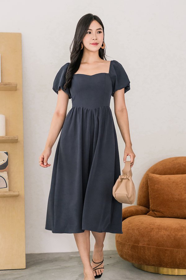 Kaylee Padded Curved Waist Midi Dress (Hale Navy)