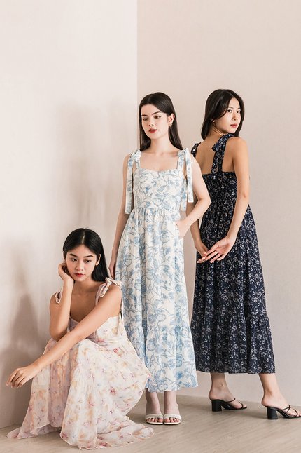 Charlotte Padded Tie-Strap Maxi Dress (Columbia Blue Batik)
