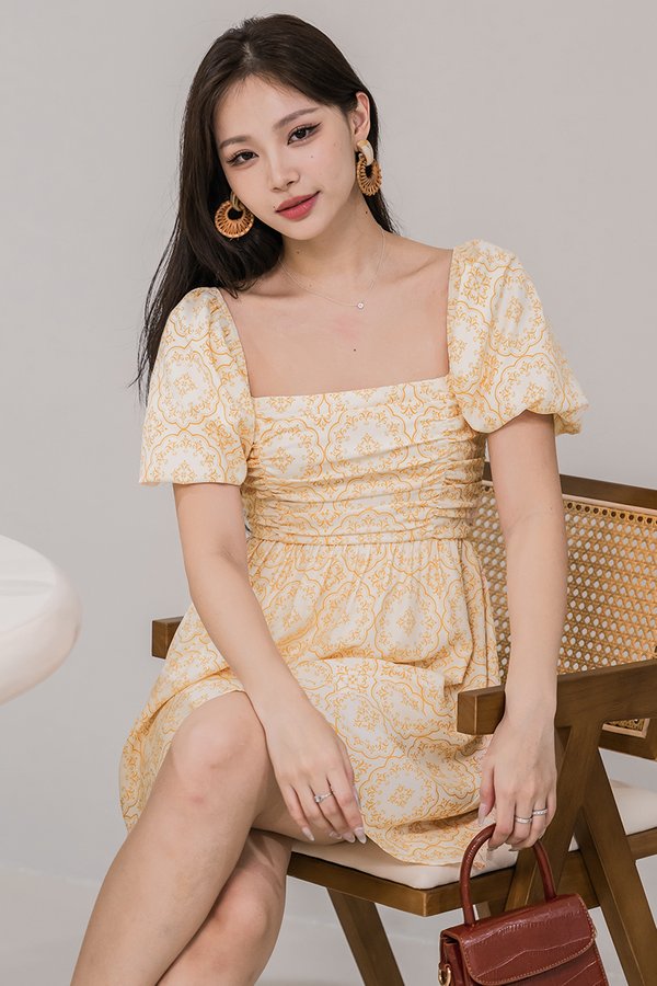 Hallie Bubble Sleeve Ruched Dress (Mandarin Abundance)