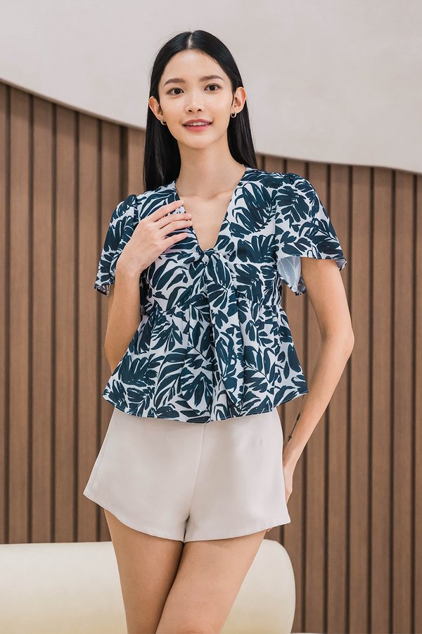 Jayley Tie-Front Peplum Top (Teal Hawaiian)