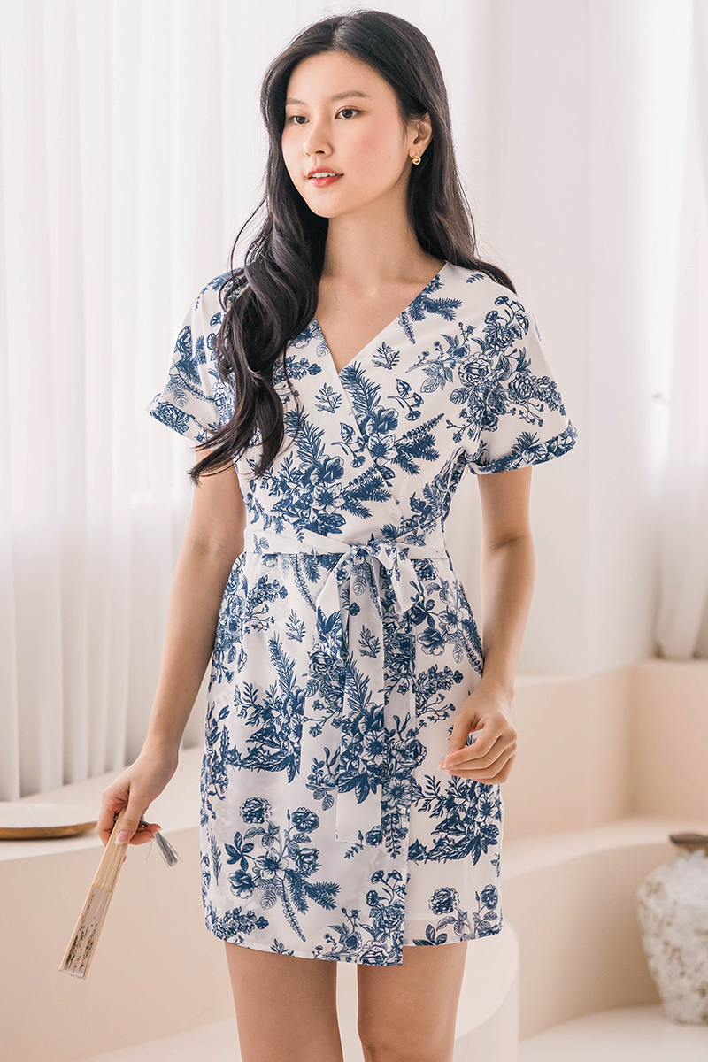 ball gown evening dress A-Line Strapless Lace Long Gown, Elegant Formal TQWQT Womens Dark Blue Size:40 Regular (34 Sleeve) 63