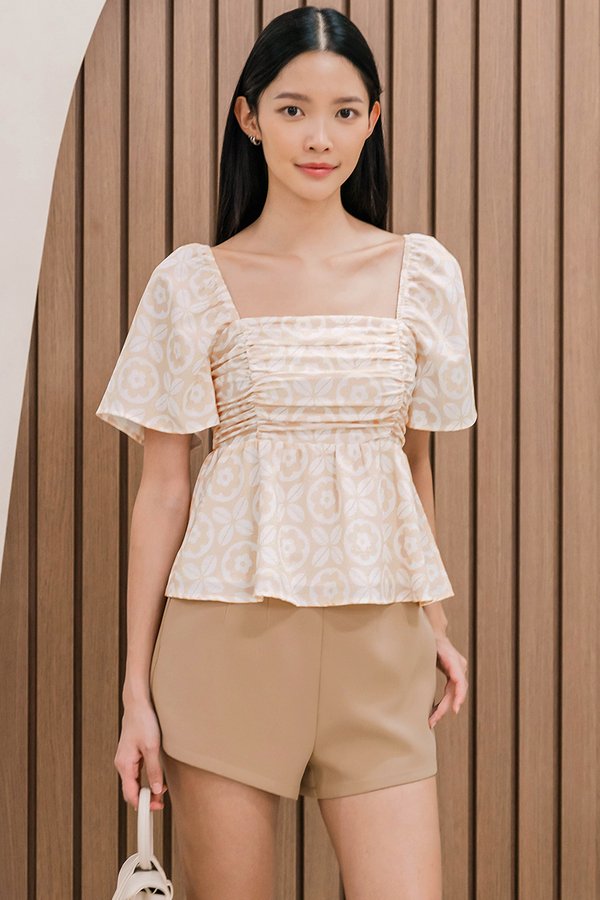 Dalsy Flutter Sleeve Ruched Peplum Top (Sand Peach Harmony)