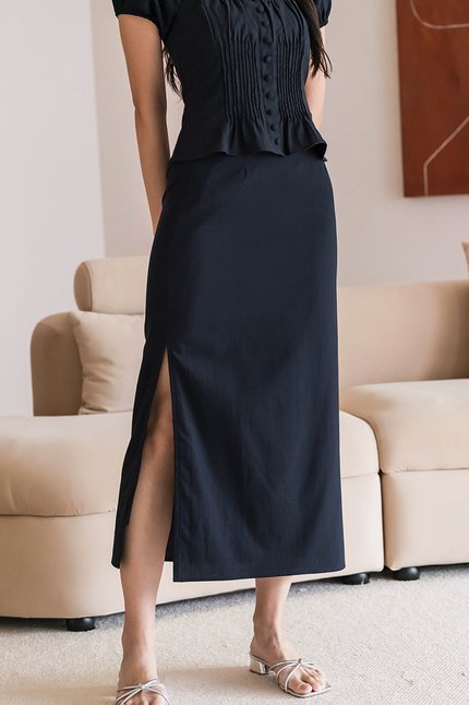 *RESTOCKED* Clover Side Slit Linen Midaxi Skirt (Midnight)