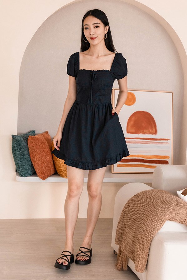Hannah Padded Puff Sleeve Pintuck Dress (Midnight)