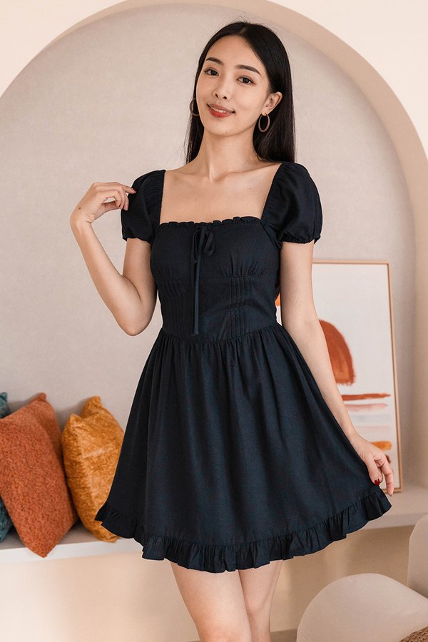 Hannah Padded Puff Sleeve Pintuck Dress (Midnight)