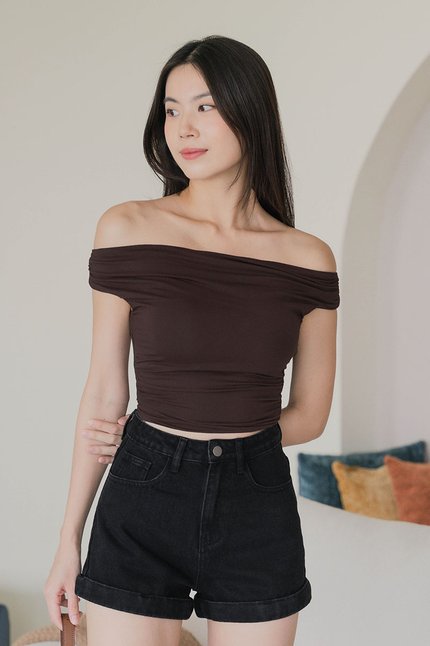 Noelle Padded Off-Shoulder Ruched Top (Coffee)