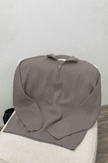 Carl Zipper Long Sleeve Knit Top (Taupe)