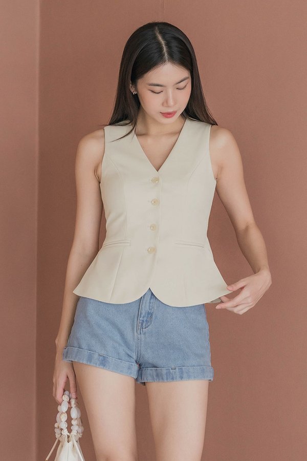 Clover Button Back-Tie Vest V2 (Oat)