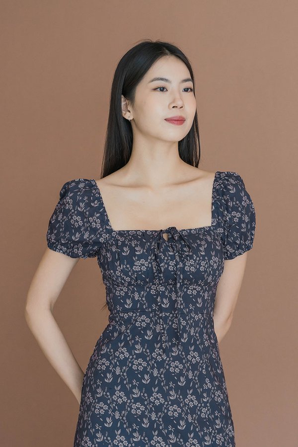 Johanna Padded Pleat Front Slit Midi Dress (Vintage Meadows)