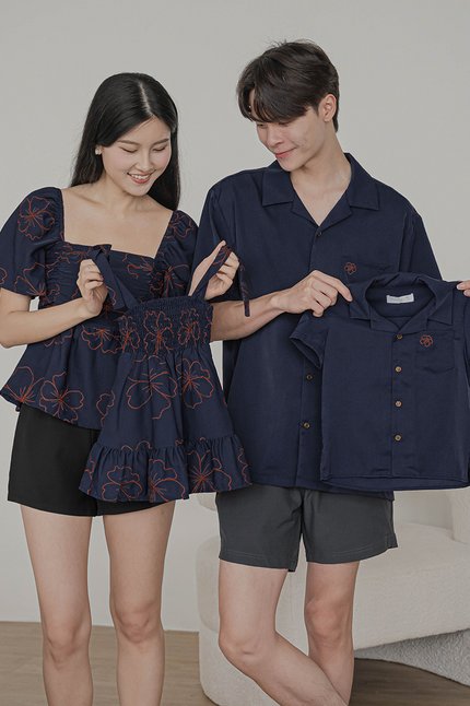 Kids Emmie Tie-Strap Smocked Dress (Navy Florette)