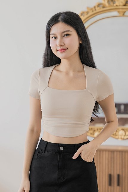 Novita Padded Ruched Tee (Clay)