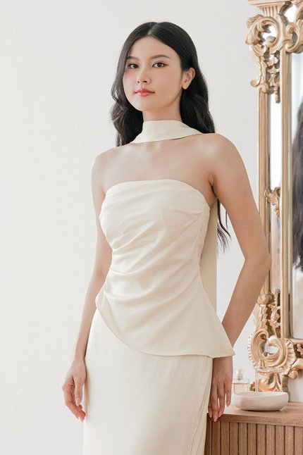 *PREORDER - ETA 24 NOV* Clarissa Padded Ruched Satin Tube Top (Champagne)