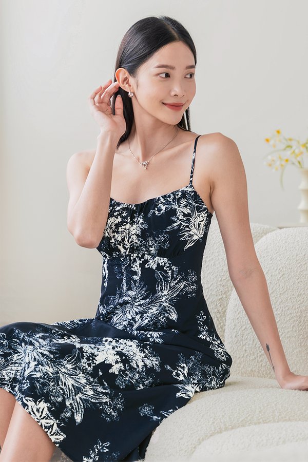 Brianna Padded Sweetheart Tie-Back Midi Dress (Midnight Earthy Bliss)