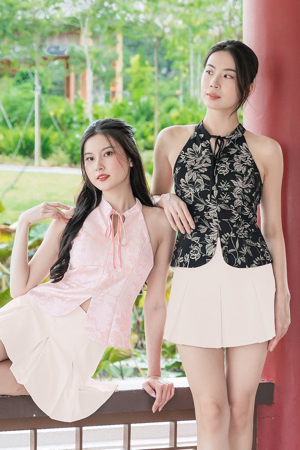 Codey Pleated Flare Skorts (Oat)