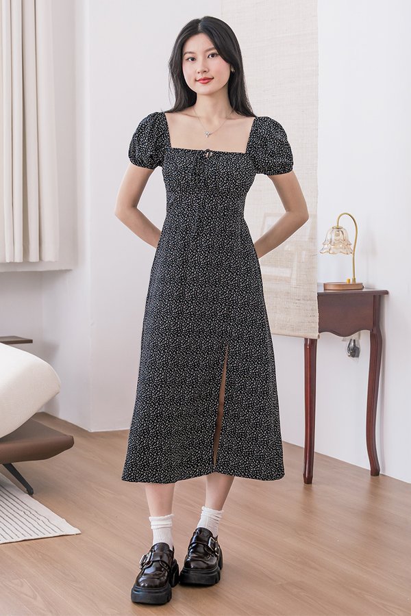 Johanna Padded Pleat Front Slit Midi Dress (Black Wildflowers)