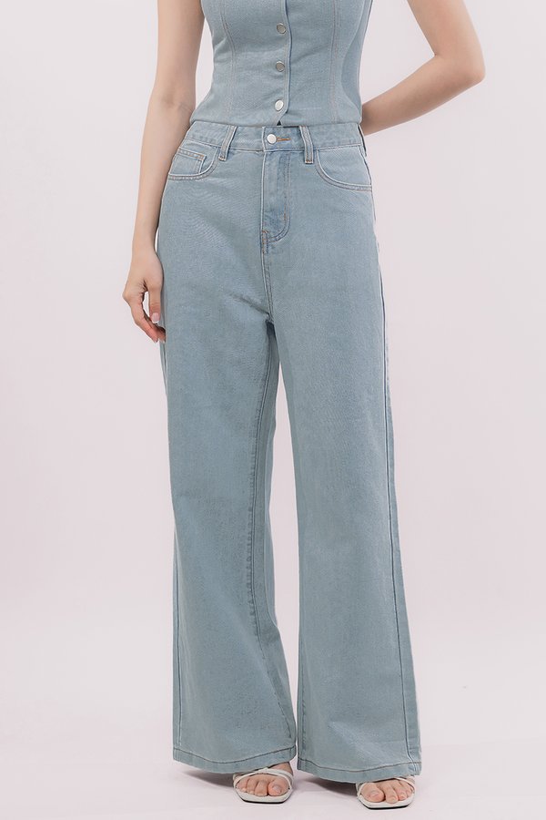 Kinsley Wide Leg Baggy Jeans - Regular (Light Wash)