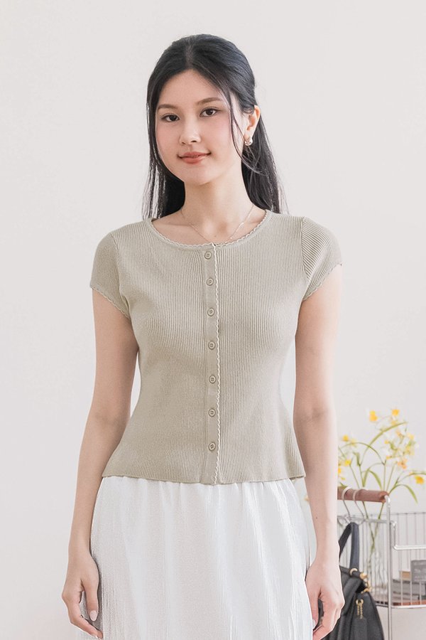 Kaysee Button Knit Top (Light Grey Taupe)
