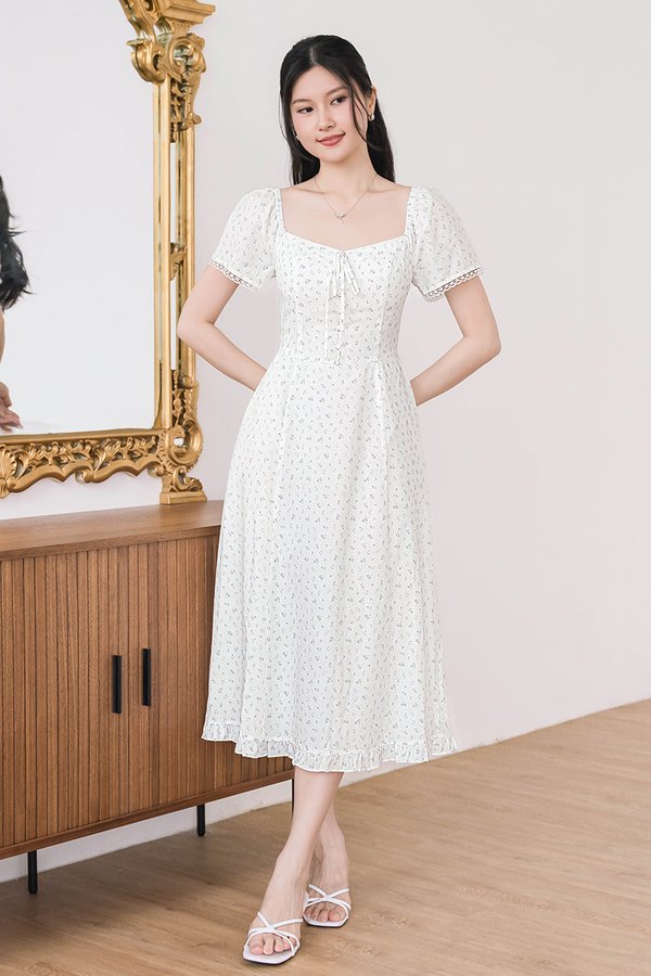 Miranda Padded Lace Sleeve Dress (White Floral)