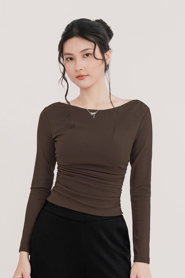Alexis Padded Long Sleeve Ruched Top (Coffee)