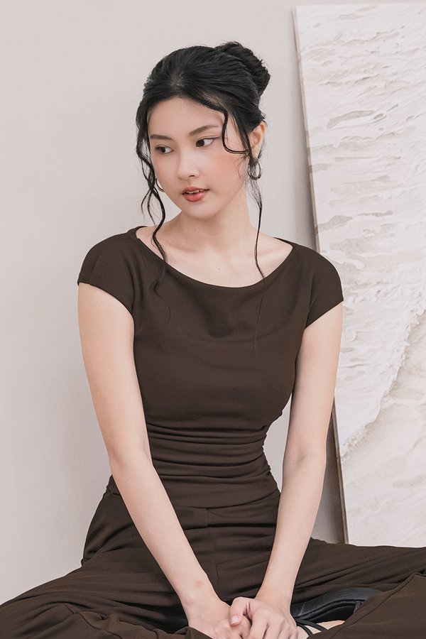 Ally Padded Boat Neck Ruched Top (Coffee)