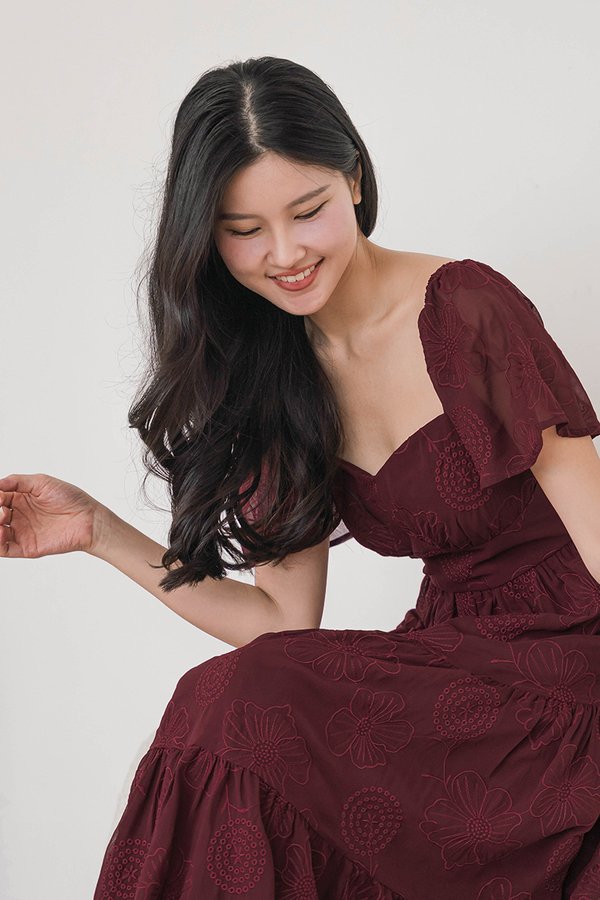 Darlene Padded Flutter Sleeve Embroidery Midi Dress V3 (Wine)