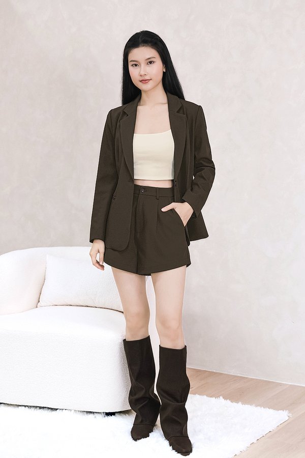 Maeve Oversized Adjustable Waist Blazer (Espresso)