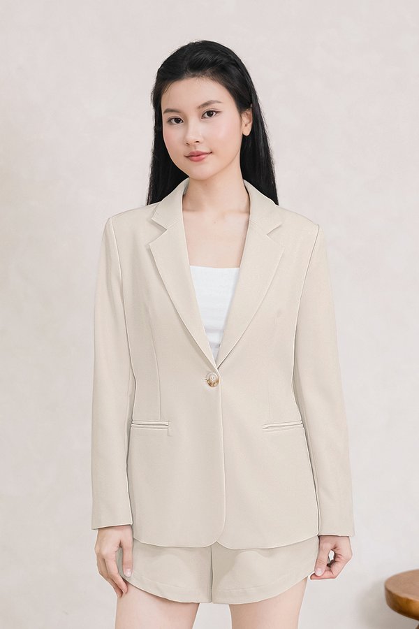 Maeve Oversized Adjustable Waist Blazer (Oatmeal)